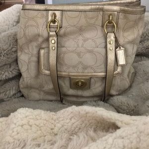 Coach Shoulder Bag